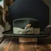Nuevo sombrero de fieltro de oveja directo de fábrica sombrero de fieltro de oveja color liso decoración de cinta de tela verde sombrero de fieltro de lana pura