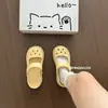 Zapatos tipo ballet perforados para mujer, nuevo modelo de verano 2026, con moño en forma de corazón, antideslizantes, puntera cerrada, sandalias de exterior Mary Jane