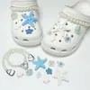 Encantos lindos de dibujos animados para zapatos con varios agujeros, decoraciones versátiles de resina para zapatos, mariposa, burbuja, flor, animales, charms decorativos al por mayor