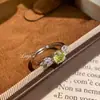 El Popular Anillo de Aguamarina Corte Rosa Millennial de Xiaohongshu es Moderno, Ligero, Lujoso y de Gama Alta, Anillo de Diamante Rosa con Encaje de Palacio