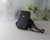 P Lada Bolsa Masculina Bolsa de Ombro Bolsa de Peito Masculina Bolsa Transversal Fashion Bolsa Carteiro à Prova d'Água Bolsa Masculina Bolsa de Negócios Tendência