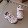 Zapatillas Deportivas Infantiles 2026 Otoño Nuevo Modelo Popular para Niños y Niñas, Zapatos Casuales de Moda para Exteriores tipo "Dad Shoes" con Suela Suave y Característica Antideslizante