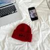 Chapéus Infantis Celebridade da Internet Buracos Velhos Chapéus de Tricô para Meninos e Meninas Inverno Quente Estilo Coreano Chapéus de Lã Bordados com Coração Modernos