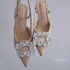 Tacones altos negros minimalistas para mujer, nuevo estilo 2026, populares entre las influencers, adecuados para el trabajo, con adornos de pedrería, punta fina y un diseño elegante estilo francés