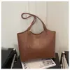Bolsa de Mão Retro de Grande Capacidade para Mulheres 2026 Nova Bolsa de Ombro/Axila Casual de Nicho Bolsa Tote Simples para o Dia a Dia