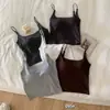 Camisola tomara que caia em U para mulheres com bojos de látex, alças finas integradas, efeito modelador, adequada para usar como peça externa, lindo design nas costas, roupa íntima de base