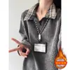 Sudadera Gruesa con Forro Polar, Estilo Americano Falso Dos Piezas, Patchwork a Cuadros, Cuello Polo para Hombres y Mujeres, Top Estilo Pequeño Aroma Otoño e Invierno con Cuello Solapa