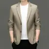 Chaqueta de Cuero para Hombre con Cuello de Traje de Color Sólido 2025 Otoño Nuevo Chaqueta de Cuero PU Traje Casual de Negocios Chaqueta para Papá Top
