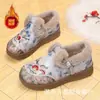 Outono Inverno 2026 Sapatos de Algodão Pelúcia Femininos Estilo Étnico Sapatos Bordados Solado Macio Antiderrapante Quentes Sapatos de Algodão Fabricante Atacado