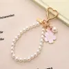 Pulsera de Cadena con Perlas de Flor de Cerezo Bicolor Estilo Coreano Ins Colgante para Teléfono Bolso Versátil de Moda Accesorio