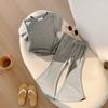 Conjunto Casual de Punto para Niñas de Manga Corta para el Verano 2026, Disponible en Dos Colores, Venta al por Mayor Disponible