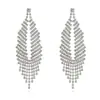 Pendientes populares de diamantes completos Europa y Estados Unidos borla de pedrería escenario de discoteca pendientes brillantes fabricantes pendientes de cadena de garra E761