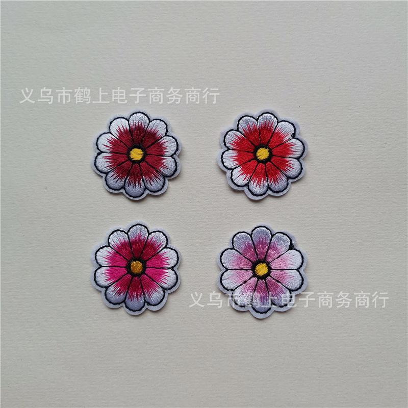 G020白底背胶花朵多色2.jpg
