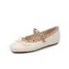 Zapatos Planos de Moda con Remaches Estilo Hada de 1 cm con Punta Redonda y Correa de Hebilla de Cuero, Novedad Primavera y Otoño 2026