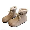 Botas de nieve de felpa estilo noreste para mujer, nueva colección de invierno 2026, forradas de polar, cálidas, botines con cordones, hacen que los pies parezcan más pequeños, zapatos de algodón para mujer