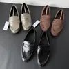 2026 Novos Mocassins Retrô Fashion Versátil Nicho Preguiçoso Tamanho Grande Sapatos Femininos Individuais Comércio Exterior Atacado