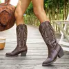 Botas de Caballero Western Bordadas de Tacón Medio Europeas y Americanas Tallas Grandes 2026 Botas de Mezclilla de Comercio Exterior Botas de Media Caña Botas Transfronterizas Botas Largas para Mujer