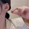 Pendientes de Corazón Hueco con Perforación de una Sola Aguja y Circonita para Mujer, Pendientes Elegantes de Diseño Nicho con un Toque de Lujo, Accesorios Populares para Orejas en Línea