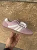 Tênis de Treino Feminino Plus Size Transfronteiriço Tênis 2025 Novo Cor Europeia e Americana Combinando Retro Sapatos Baixos Feminino Atacado