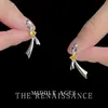 Pendientes Vintage Minimalistas de Lujo Ligero con Lazo y Circonita, con un Estilo Único, Fresco y Sofisticado