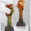 Trofeo de cristal esmaltado de colores con forma de estrella de cinco puntas, ambiente creativo de alto nivel, ceremonia de entrega de premios por aniversario de entrada de personal sobresaliente