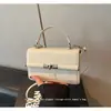 Bolso Pequeño Elegante de Alta Gama con Textura para Mujer 2026 Nueva Moda Bolso Cruzado Versátil Bolso de Mano Exquisito Súper Moderno Bolso Cuadrado Pequeño