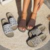 Sandalias planas antideslizantes con estampado de leopardo para mujer, estilo moderno, para playa y vacaciones.