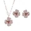 Brilhante Exquisito Zircônia Camélia Brincos Colar Conjunto de Joias Acessórios de Vestuário Elegante Pequena Flor Perfumada Brincos