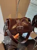 Bolso bandolera casual de diseño de nicho, bolso nuevo moderno y a la moda, bolso cuadrado pequeño único para mujer de invierno 2026