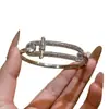 Pulsera de lujo con cielo estrellado dorado, moderna y elegante, sensación de alta gama, lujo ligero, nicho, versátil, joyería para mujer estilo europeo y americano