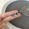 Aretes Aguja de Plata S925 Azul Danubio Verde Viento Frío Dulce Amor Corazón Aretes de Tuerca Diseño Nicho Aretes Lujo Ligero