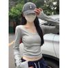 Camisa Base Slim Fit de Gola V para Mulheres Estilo Coreano Hot Girl Manga Curta Longa para Figuras Petites Primavera 2026