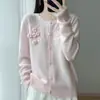 Nuevo Suéter de Lana Pura Otoño/Invierno 2026 Cuello Redondo Cardigan Tejido Suéter Holgado con Flor de Ganchillo 3D Ropa de Abrigo para Mujer
