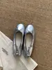 Zapatos de boda planos rojos estilo francés Chuyuji, zapatos de mujer, nuevo modelo de verano 2026, bailarinas plateadas con lazo