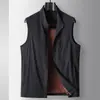 Colete Casual Masculino 2026 Primavera e Outono Leve Luxo Gola Alta Jovem e Meia-Idade Fechamento com Zíper Sem Mangas Estilo Old Money Casaco Casual de Alta Qualidade