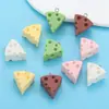 Comida de simulação com pregos bloco de queijo triangular acessórios de resina diy chaveiro de celular pingente de bolsa W338