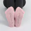 En Stock Envío DirectoNuevos Calcetines de Yoga Transfronterizos con Tira Cruzada, Punta Redonda, Talón Abierto y Puntos Antideslizantes para Ejercicios de Fitness en el Suelo