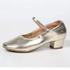 2025 Novos Sapatos de Dança Latina Quadrada Transfronteiriços Sapatos de Dança com Solado Macio Sapatos de Dança Moderna Femininos Sapatos de Professor de Performance