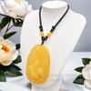 Colgante Pavo Real de Cera de Abejas de Ámbar Báltico Optimizado Amarillo Aceite de Pollo Colgante de Cera de Abejas Antigua Cadena Larga para Suéter para Hombres y Mujeres