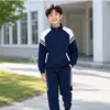 Uniformes Escolares de Primavera y Otoño para Secundaria y Preparatoria, Trajes Deportivos de Manga Larga, Uniformes Grupales, Uniformes de Clase Estilo Universitario, En Stock