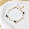 [Aço Titânio Corpo Inteiro] 100 Pulseiras Europa e Estados Unidos 18k Não Desbota Simples Joker ins Moda Personalizada Joia de Mão para Mulheres