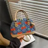Bolso de Mano Cruzado de un Solo Hombro con Estampado de Cerezas Fresco y Dulce, Bloques de Color, Parche de Moda, Estilo Coreano, Bolso Tipo Concha para Mujer
