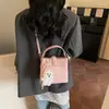 Bolso Pequeño Elegante de Gama Alta con Patrón de Lichi 2026 Nuevo de Moda Versátil Bolso Cruzado para Mujer Bolso de Mano Bolso Cubo