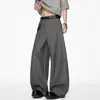 Pantalones de hombre de estilo americano a rayas verticales con caída curva de moda, otoño 2026, holgados, corte limpio, pierna ancha, vintage