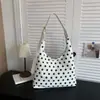 Bolso de hombro de lunares transfronterizo para mujer, nuevo modelo 2026, bolsa tipo empanada de gran capacidad para el día a día, bolso cruzado simple, elegante, versátil