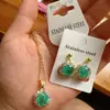 Brillante Lujo Oro Joyería Collar Chapado en Oro de 18K Moda Europea y Americana Precioso Elegante Zirconio Micro-Pavimentado Aretes Ins Set