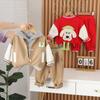 Traje de niño primavera y otoño 2024 nuevo conjunto de tres piezas de cachorro con espalda en T a rayas para bebé niño ropa infantil moda