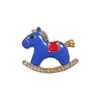 Alfinete de Colarinho Vermelho Zodiaco da Moda Tendência com Design Little Pony para o Ano do Cavalo, Broche de Strass para Festivais e Ocasiões Criativas
