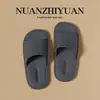 Fábrica de Zapatos Qidan Pantuflas Resistentes al Agua para Mujer, Nuevo Modelo de Verano para el Hogar, Baño Interior, Bañera, Pantuflas Antideslizantes para Pareja