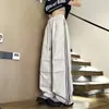 Calça Parachute Casual Listrada Lateral para Homens, Calça Esportiva Fina de Secagem Rápida com Efeito de Caimento para Adolescentes